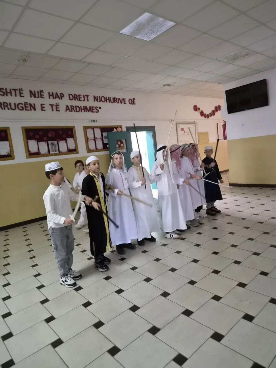 A Journey Around the World at MPS “22 Noemvri”